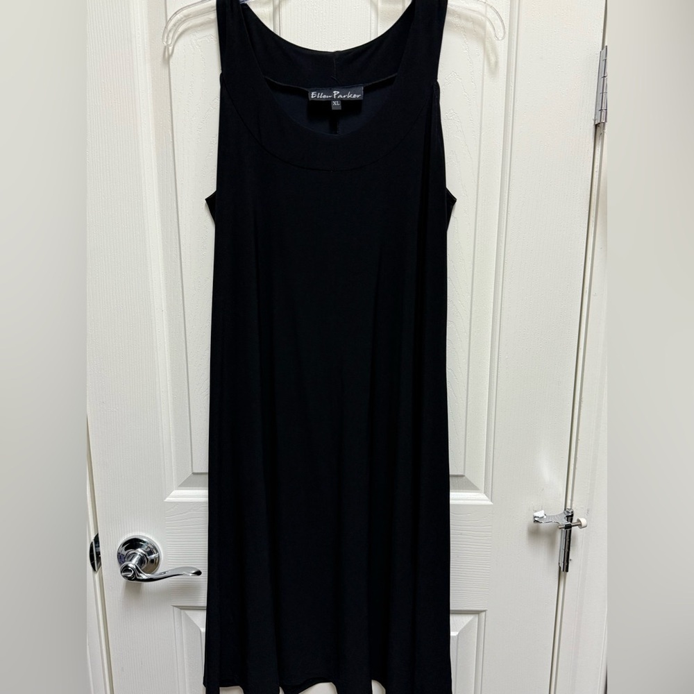Black Sleeveless Dress